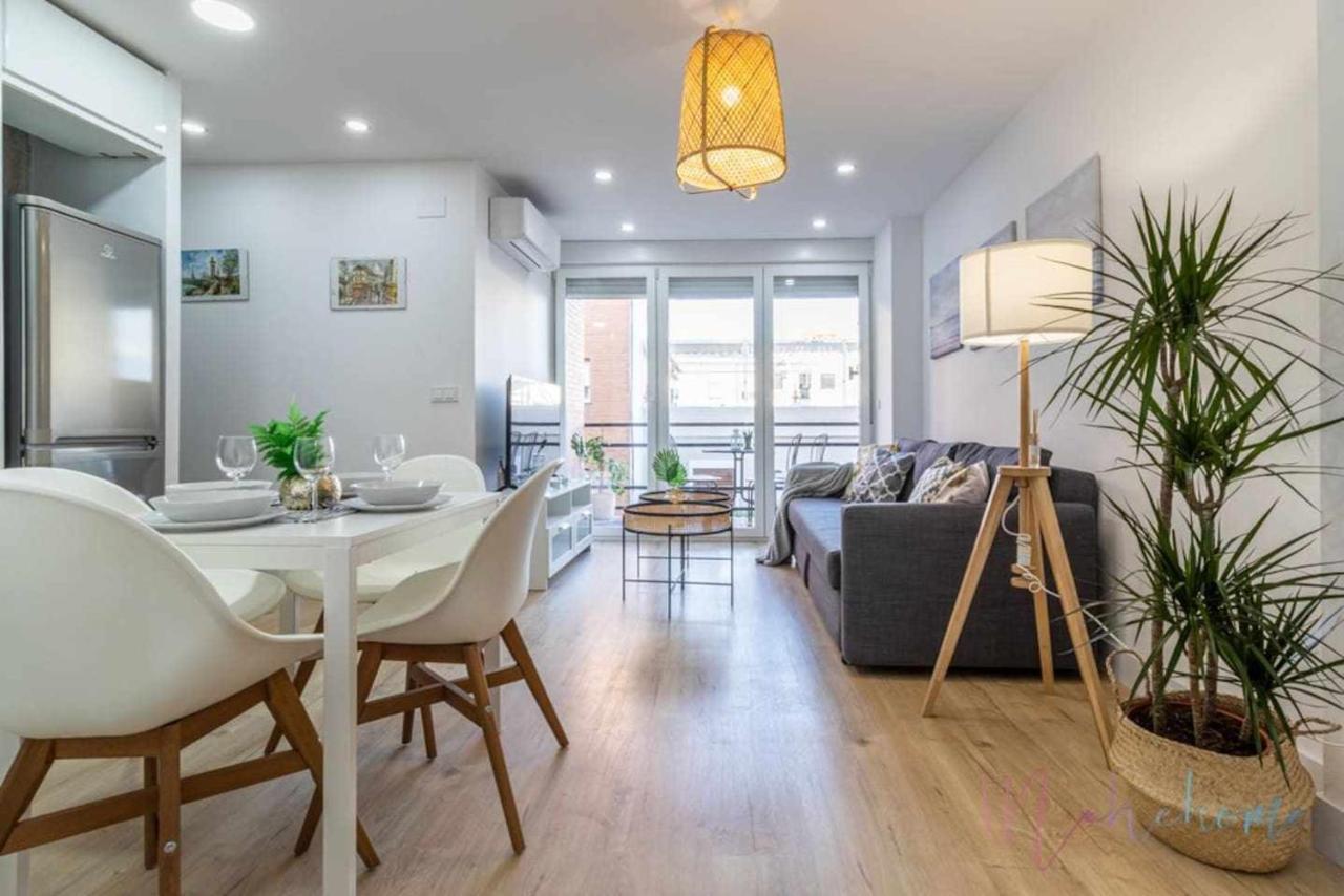 2 Apartamento En Estadio Sevilla 6 Plazas 3 Hab Y Metro 外观 照片