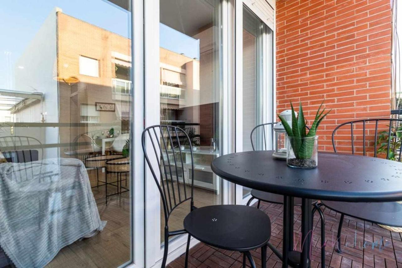 2 Apartamento En Estadio Sevilla 6 Plazas 3 Hab Y Metro 外观 照片